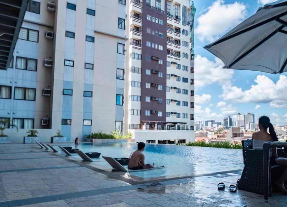 Apartment Living,the Persimmon 2-4pax Cebu