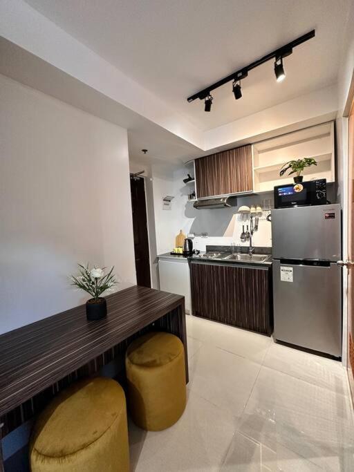 Living,the Persimmon 2-4pax * Cebu