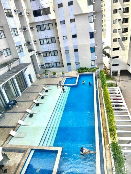 Living,the Persimmon 2-4pax * Cebu