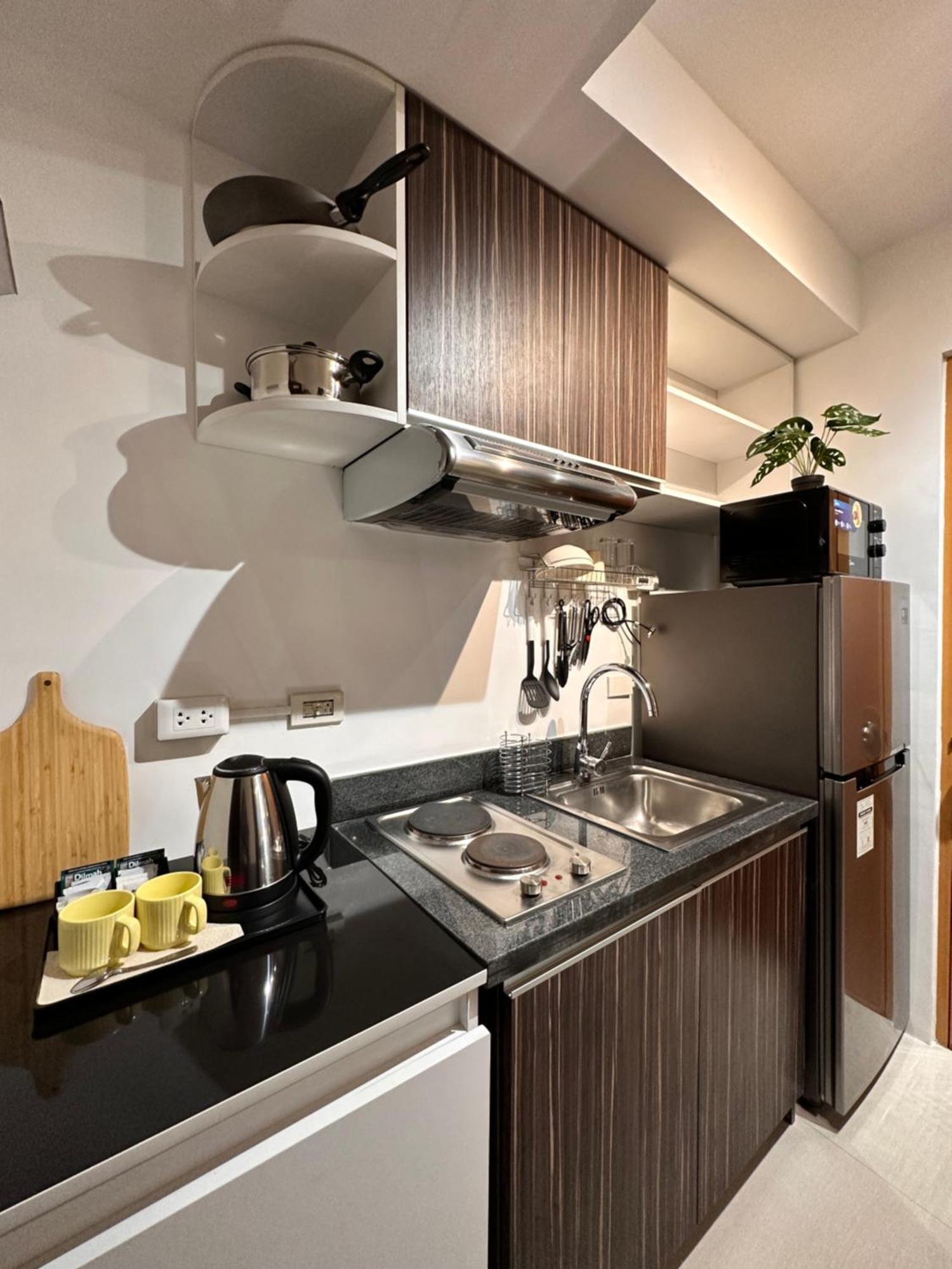 Living,the Persimmon 2-4pax * Cebu